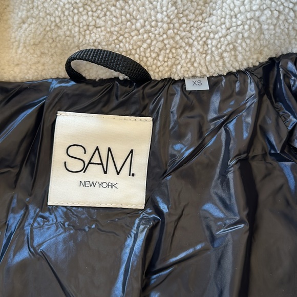 SAM Puffer Coat Size XS - Picture 9 of 9